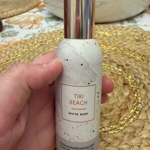White Barn Tiki Beach Room Spray - White and Silver